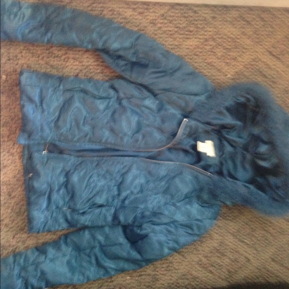 Coat - Picture 1 of 3